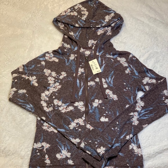 Aeropostale Other - Aeropostale lightweight hooded zip up
